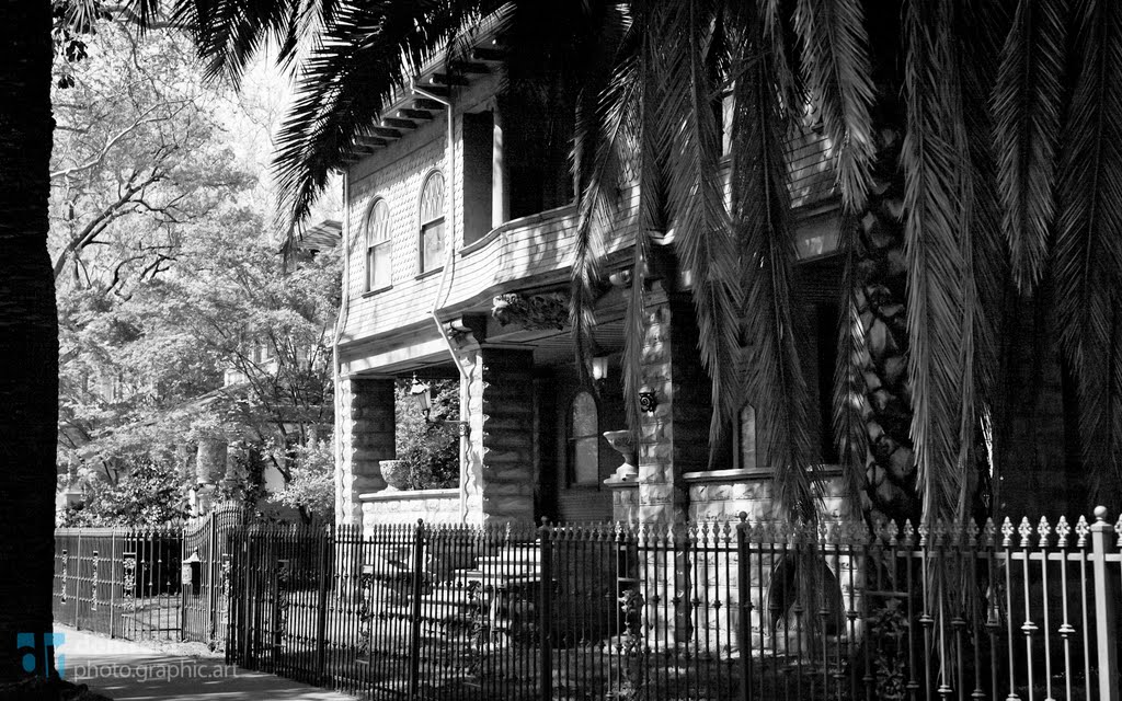 The Haunted Martinez House - digital version, Сакраменто
