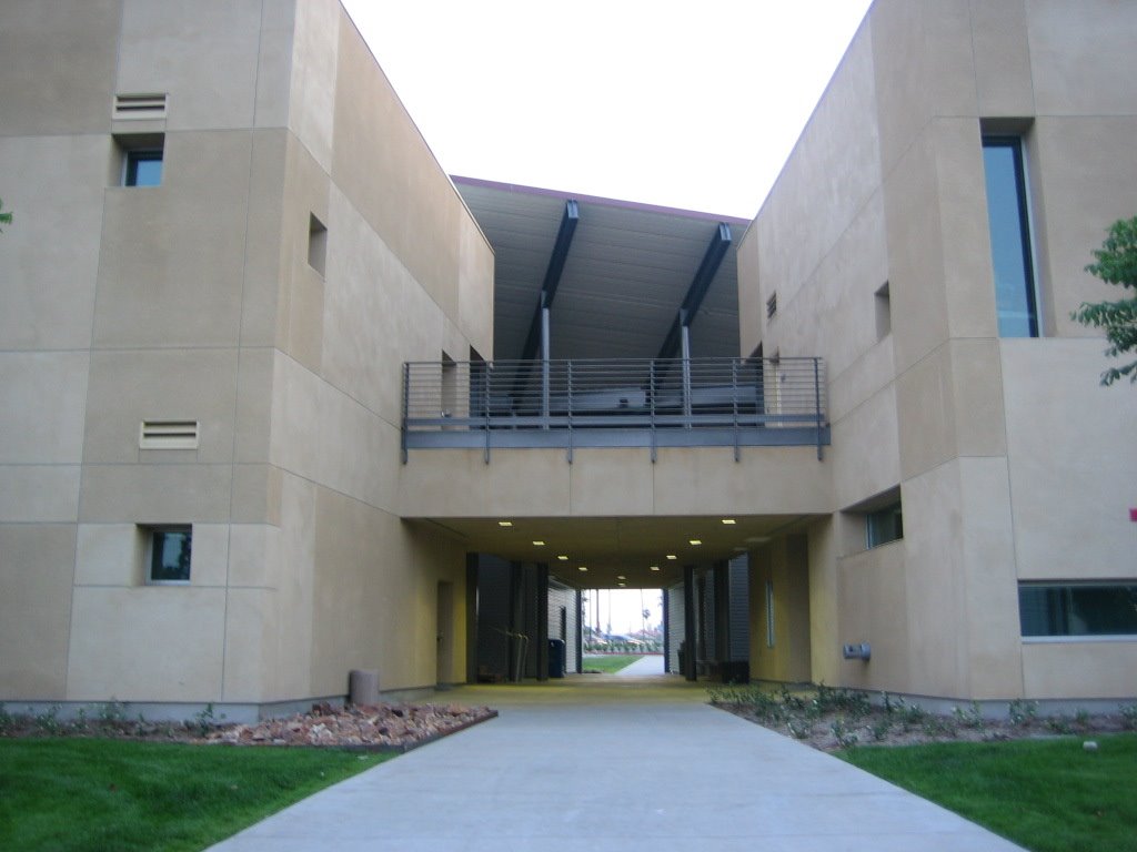 SBVC - admin building, Сан-Бернардино