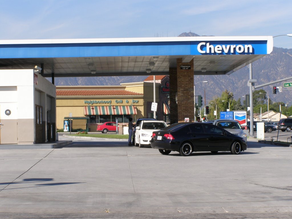 Chevron Gas Station,Temple City 2009, Сан-Габриэль
