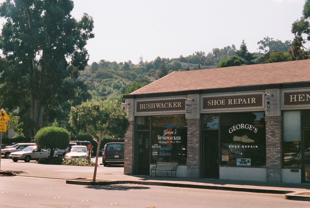 Bushwacker shoe Repair, Sixth Street and Ralston Avenue, Belmont, Сан-Карлос
