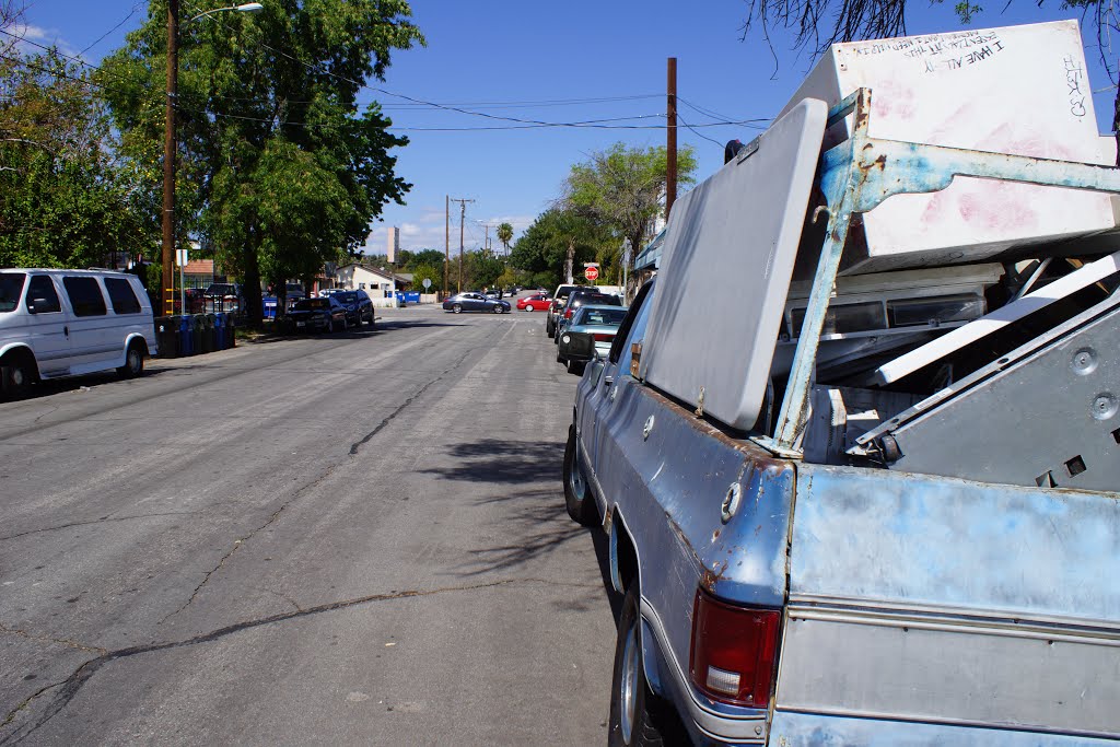 2014, On the Streets of San Fernando, Chevy Pickup, Сан-Фернандо