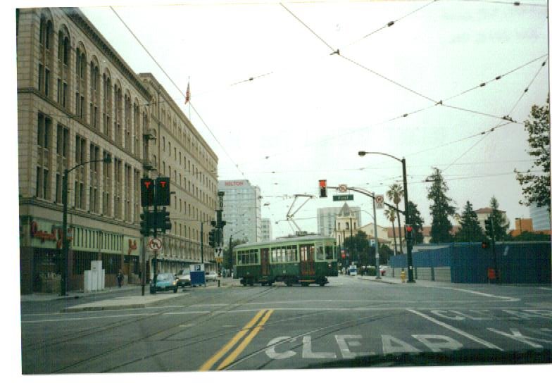 Milan streetcar, 1st and San Carlos, San Jose, California, Сан-Хосе