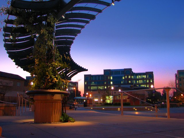 Plaza Sunset, Саннивейл