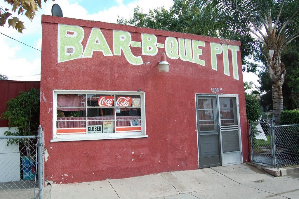 Burrells Bar-B-Que Pit, Санта-Ана