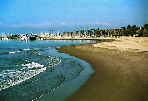 California: Santa Barbara Beach and Marina, Санта-Барбара