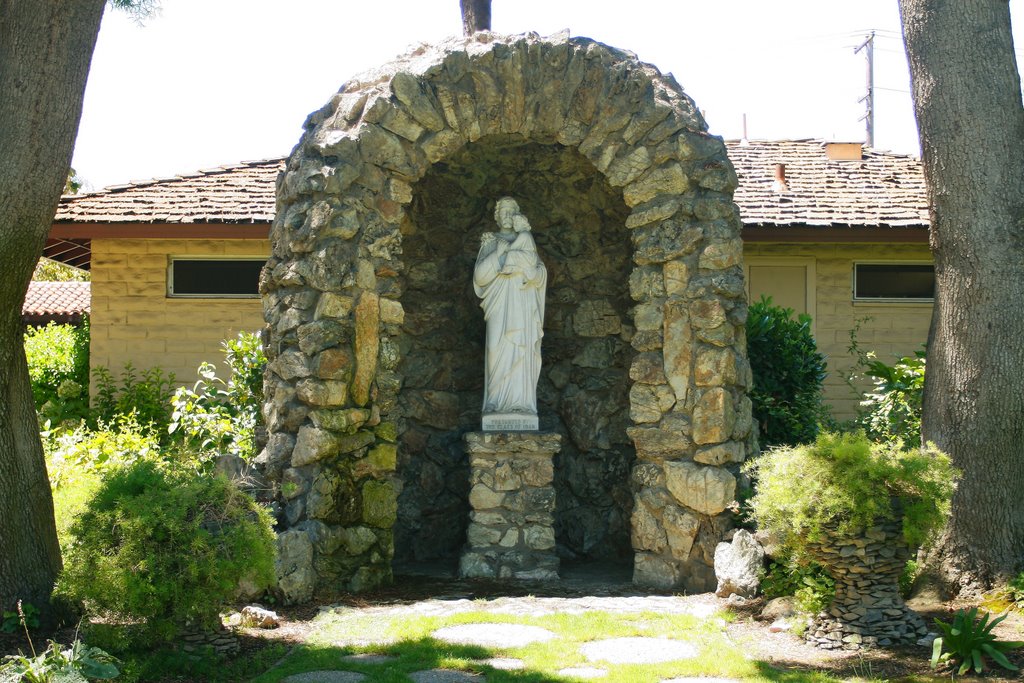 Virgin and the Child Statue, Санта-Клара