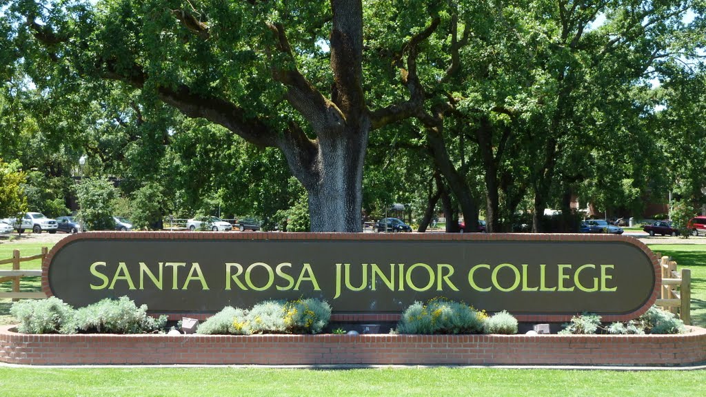 Santa Rosa Jr. College. Santa Rosa, CA. USA, Санта-Роза