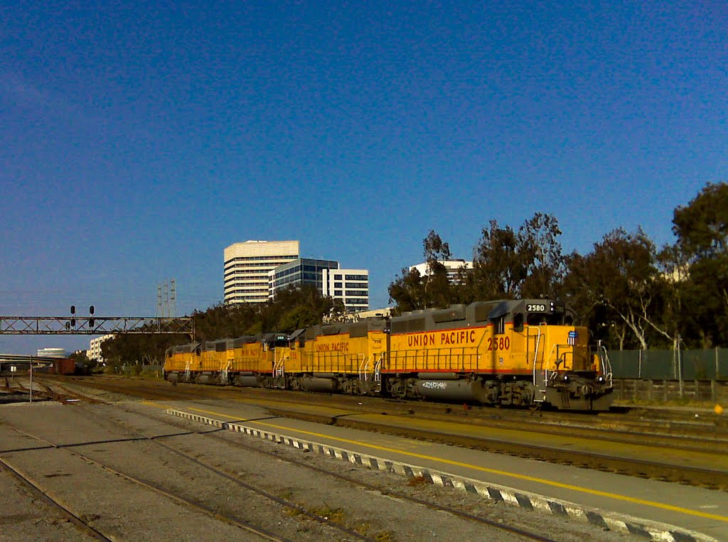 Union Pacific Locomotive at South San Francisco, Саут-Сан-Франциско