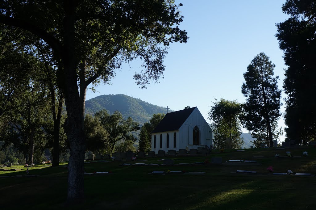 Oakhurst Cemetery, Селма