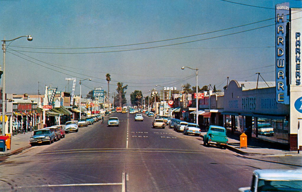 Pioneer Boulevard - Artesia, CA, Серритос