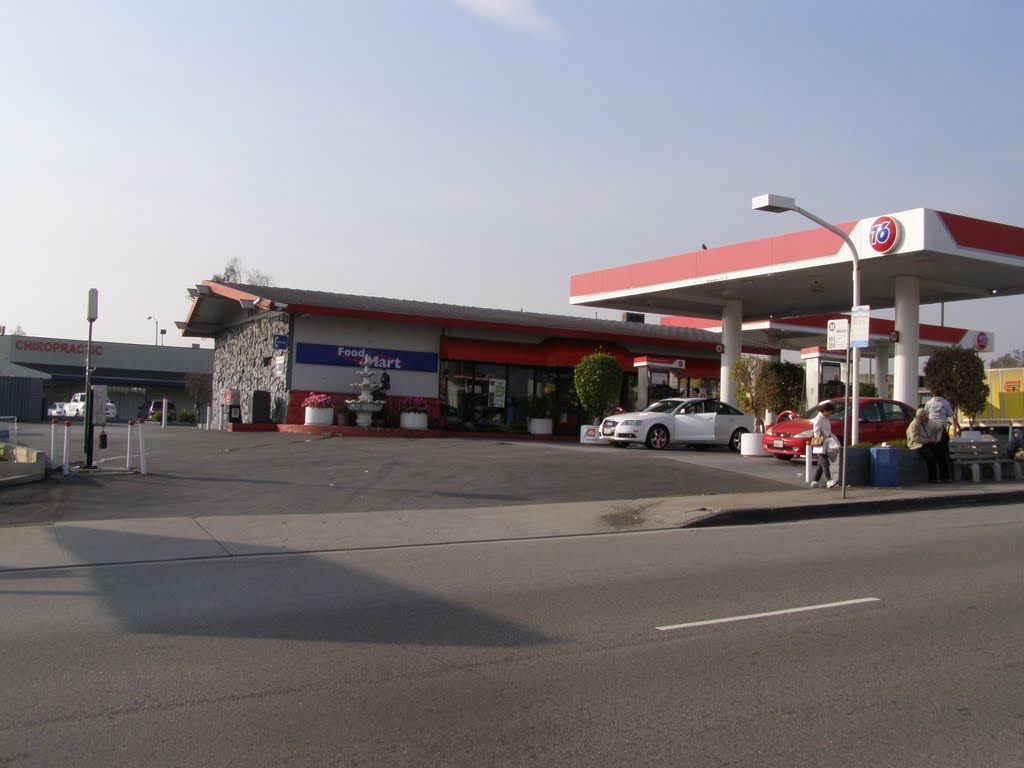 Pasadena 76 Gas Station, Сьерра-Мадре