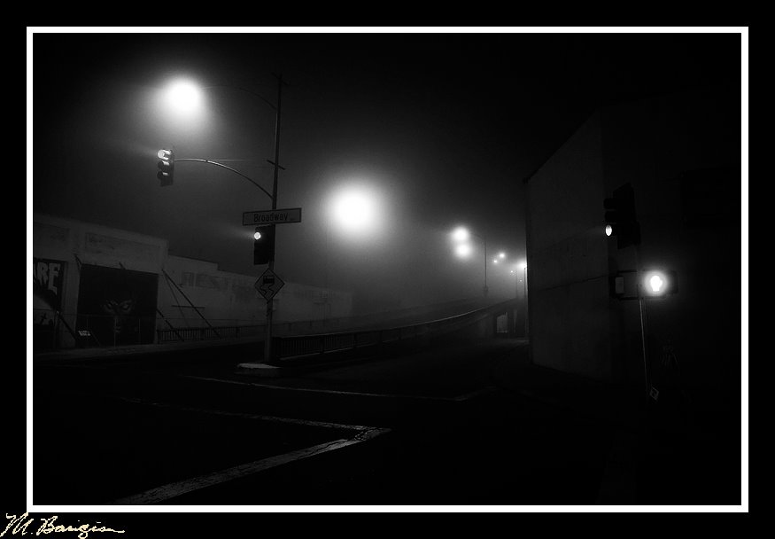 foggy broadway overpass, Фресно