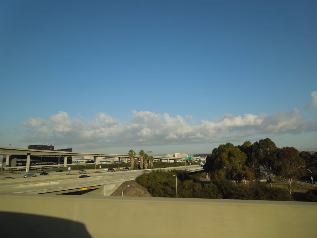 Century Freeway, LA, Хавторн