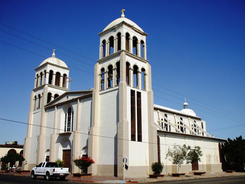 Iglesia de San Antonio de Padua y Nuestra Señora de Loreto en Pueblo Nuevo, Хебер