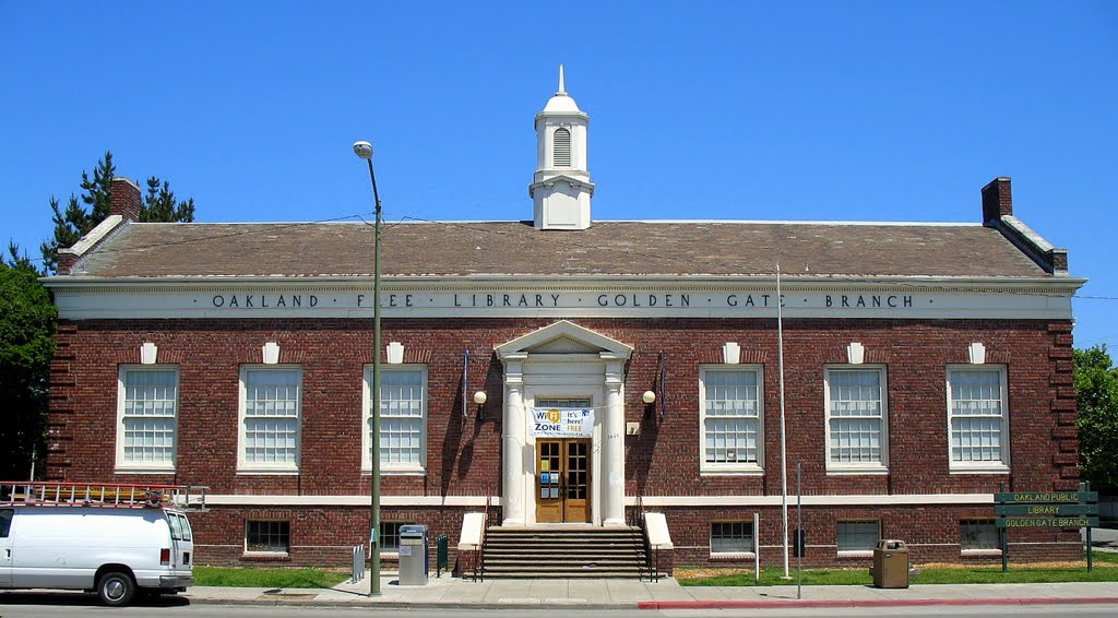 Oakland Free Library-Golden Gate Branch, 5606 San Pablo Ave., 1098 56th St., Oakland, CA, Эмеривилл