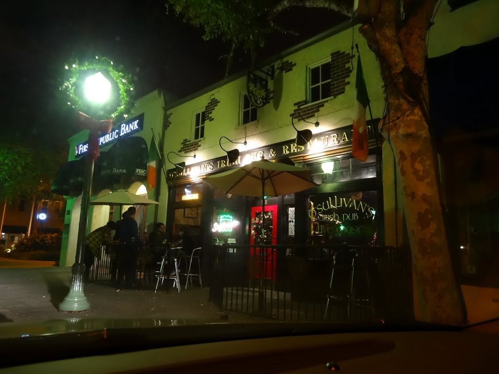 Sullivans Irish Pub, Эскондидо