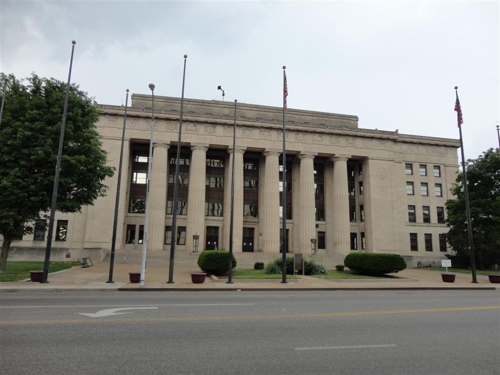 Wyandotte County Court house, Kansas City, KS, Вествуд-Хиллс