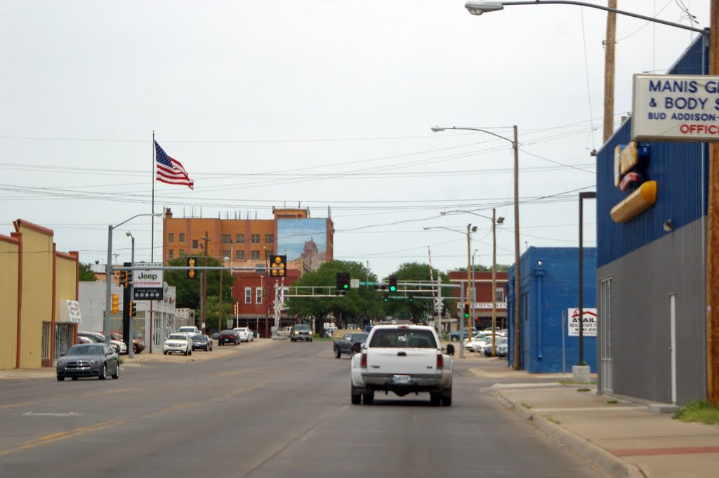 2011, USA, KS, Dodge City - S. 2nd Ave, Додж-Сити