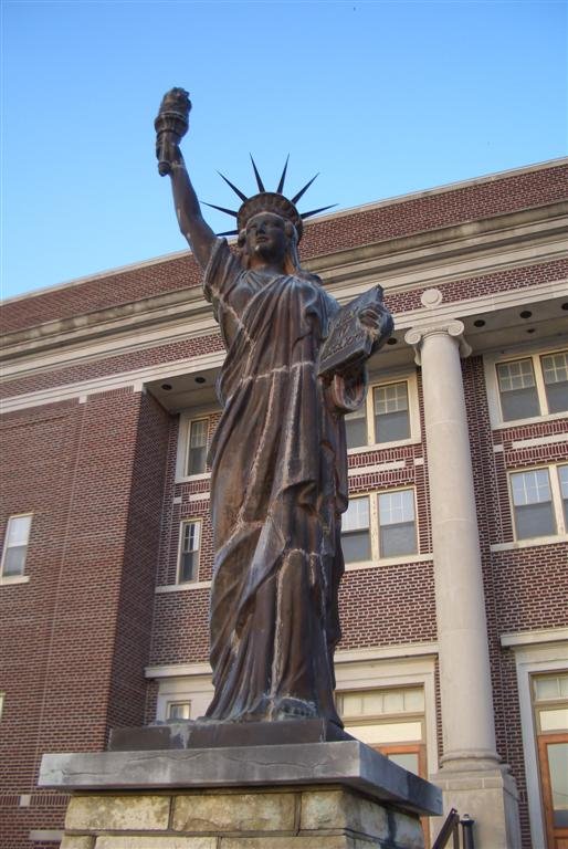 statue of liberty replica, Independence, KS, Индепенденс