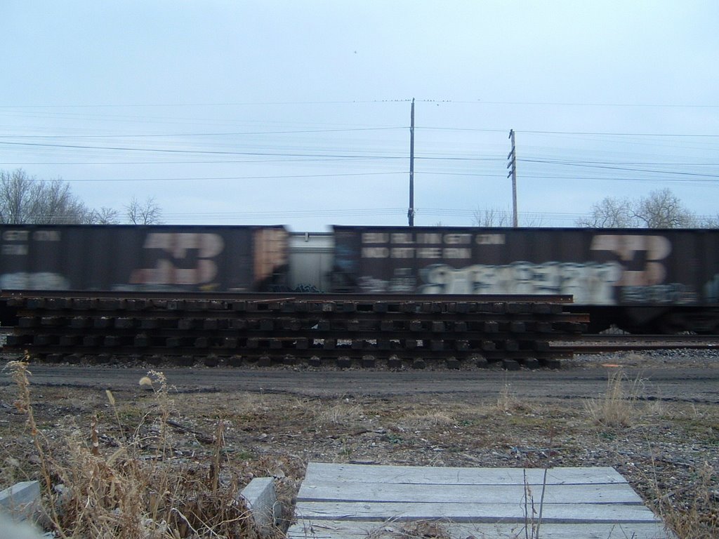 N. Lawrence traintracks, Лоуренс