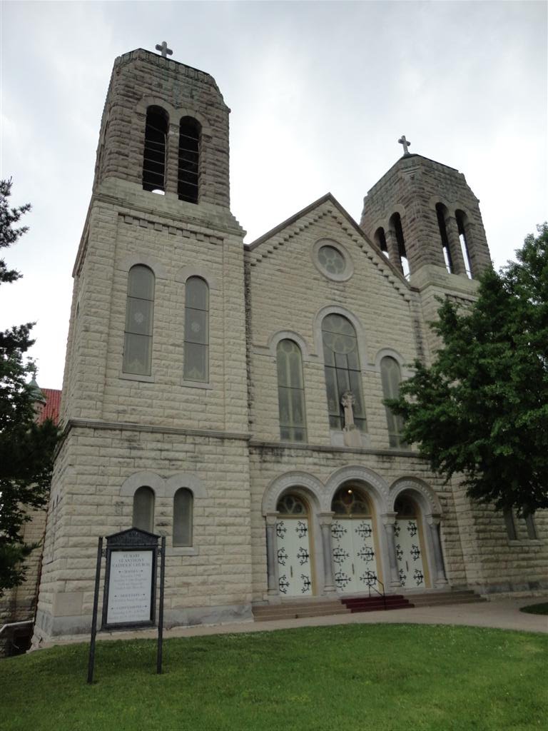 St Mary St Anthony Catholic Church, Kansas City, KS, Миссион-Хиллс