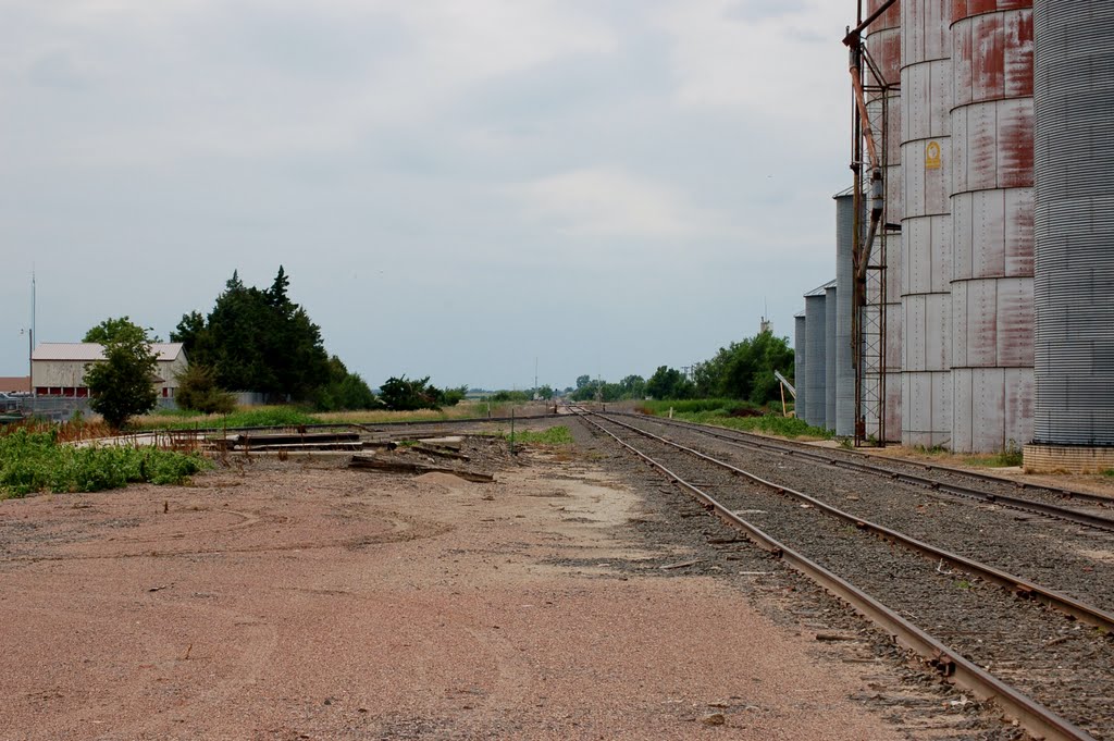 Nebraska Kansas Colorado Railway Tracks looking West at Alma, NE, Нортон