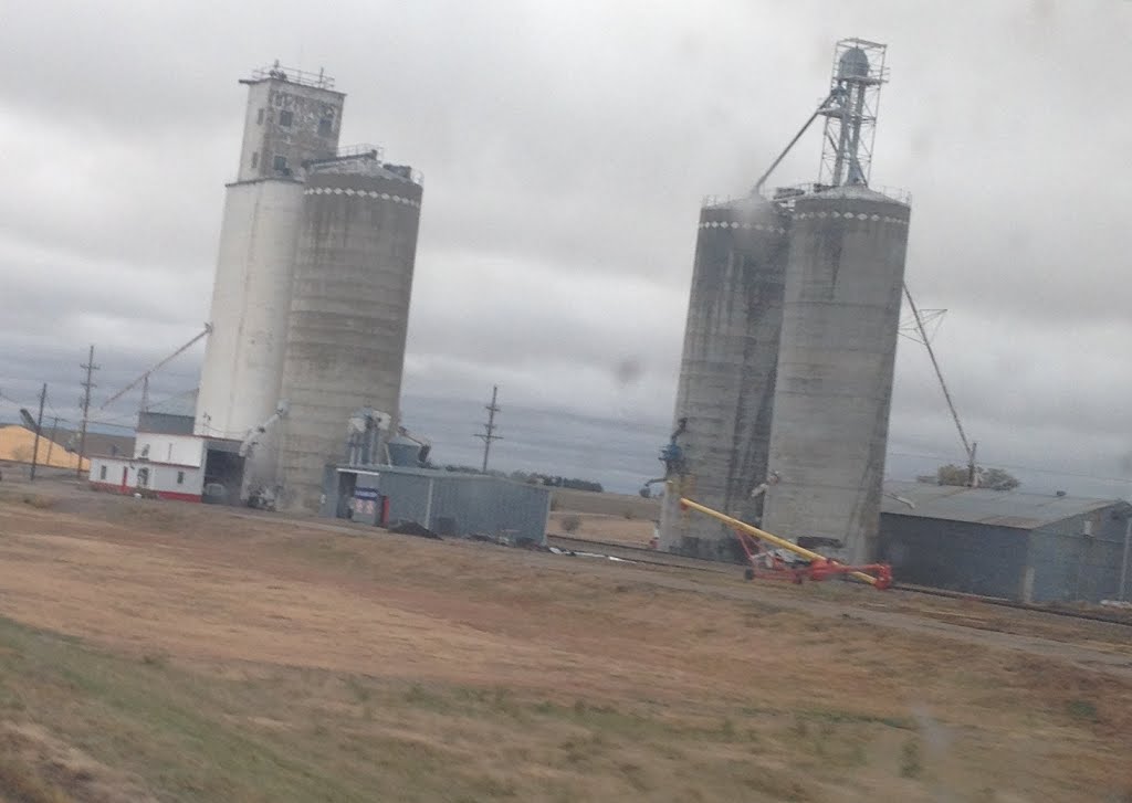 Grain storage in Dresden Kansas, Нортон