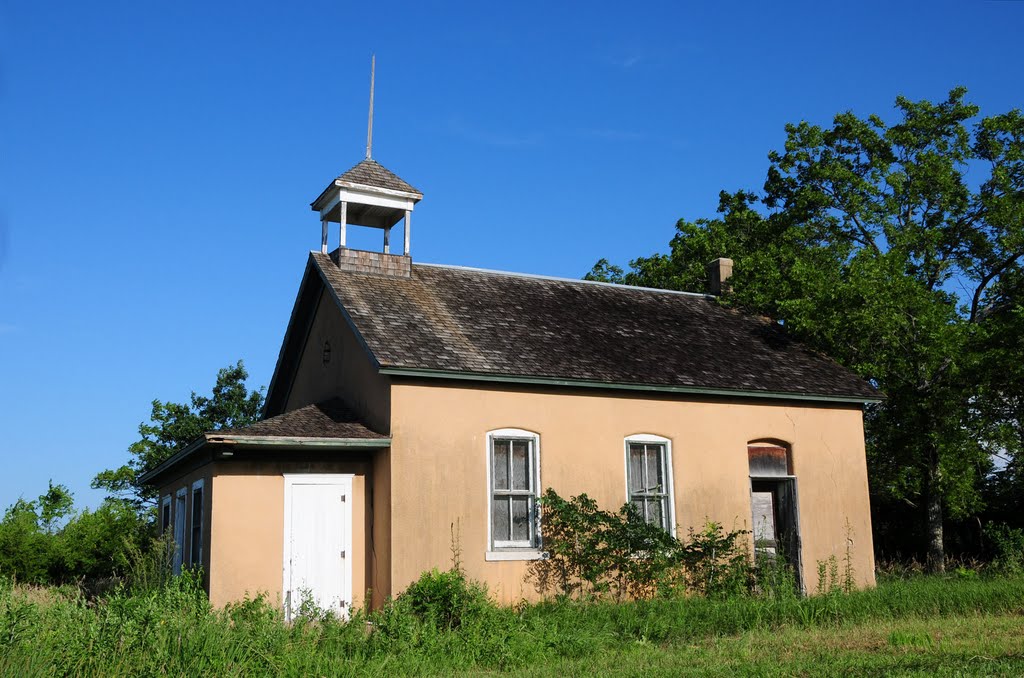 Country Schoolhouse, Перри