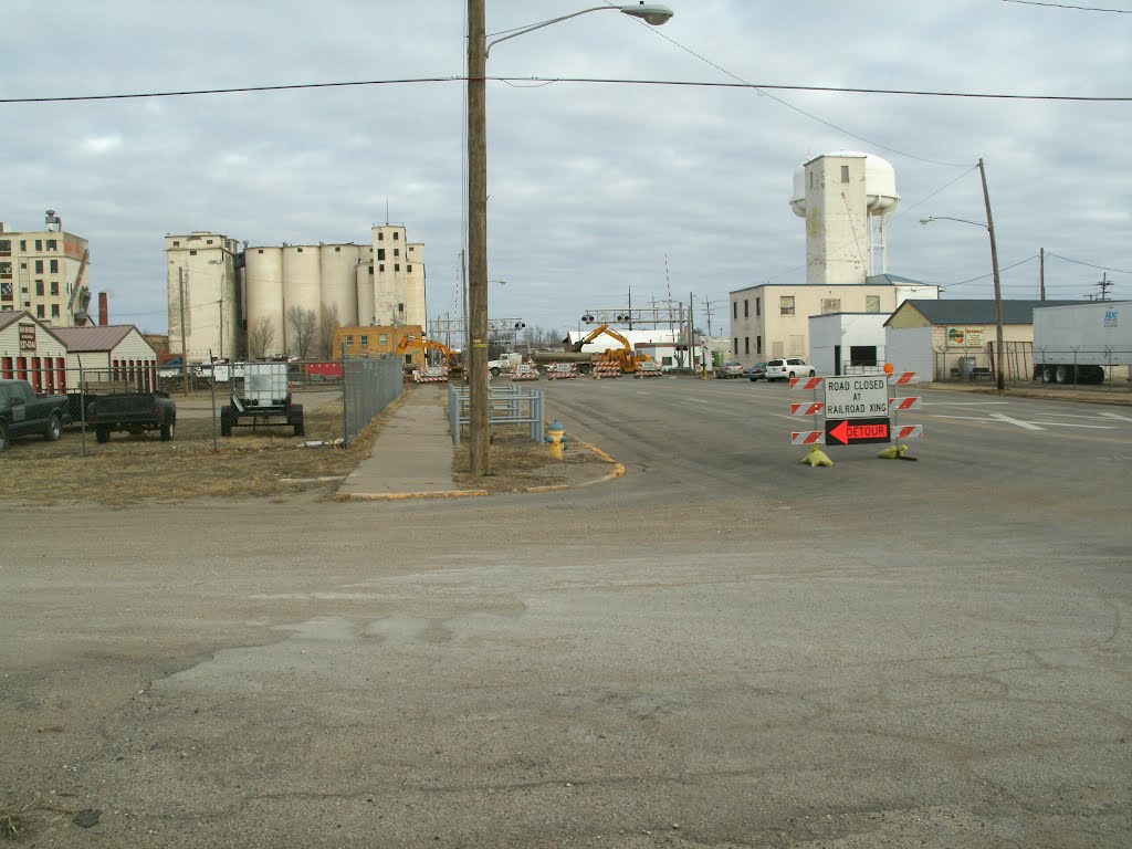 Santa Fe Ave., Railroad repair, South detour. Salina Kansas, January 12, 2012, Салина