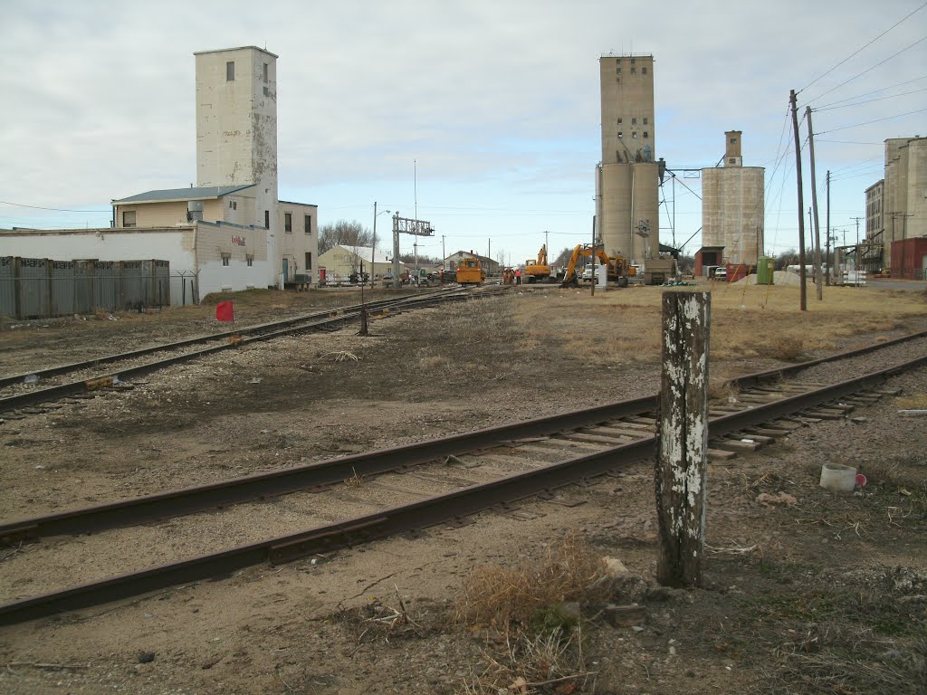 Santa Fe Ave., Railroad repair, from near N. 5th st. Salina Kansas, January 12, 2012, Салина
