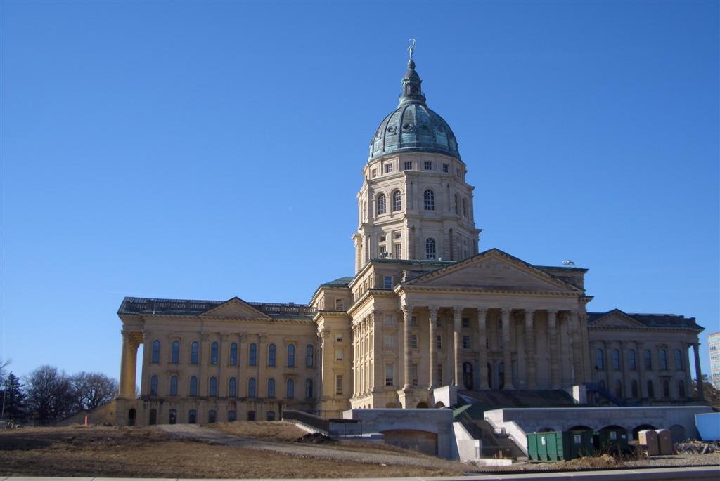 Kansas State Capitol from NE, Topeka, KS, Топика