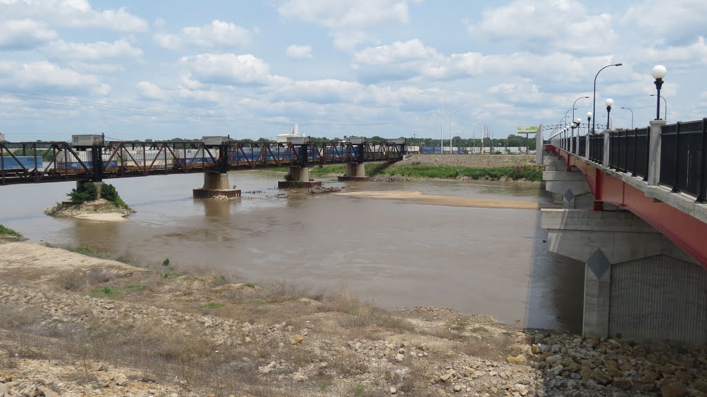 Bridges across the Kansas River at  Topeka, Топика