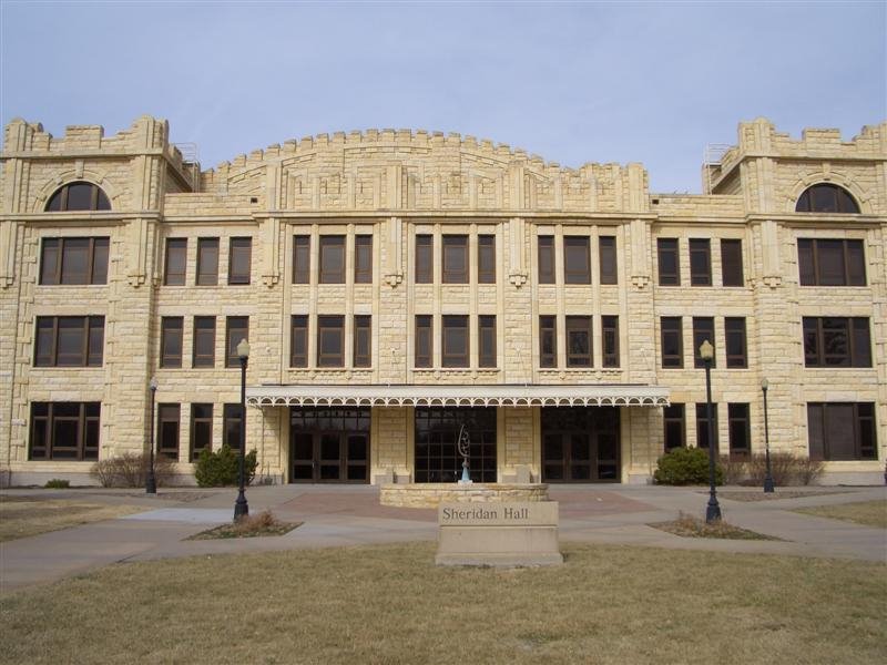Sheridan Colliseum, limestone building, Fort Hays State University, Hays, KS, Хэйс