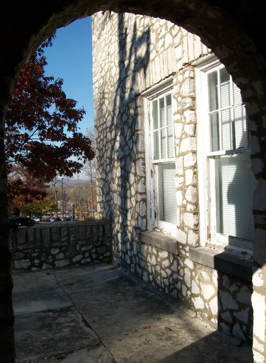 The Rock House, Баулинг Грин