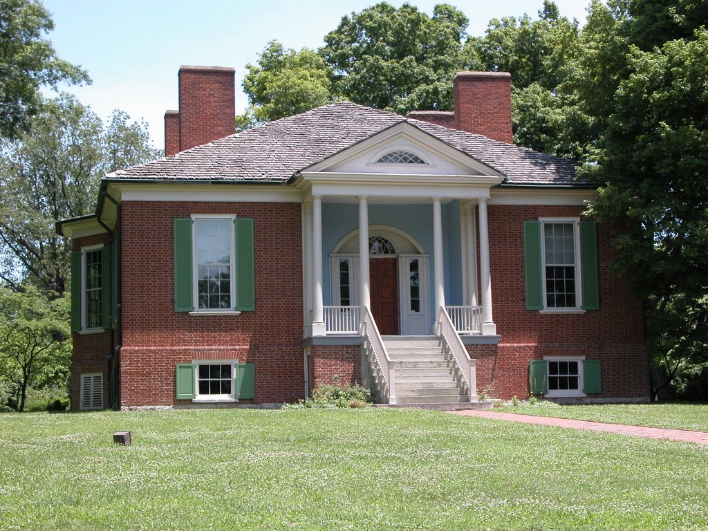 Historic "Farmington", The Speed Home, Built 1805, and Designed by Thomas Jefferson, Стратмур-Гарденс