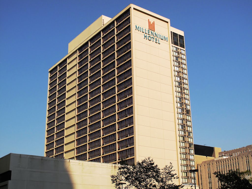 The Millennium Hotel Cincinnati, Форт-Митчелл