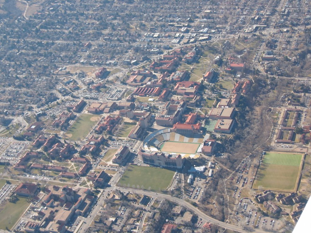 University of Colorado at Boulder, Аурора