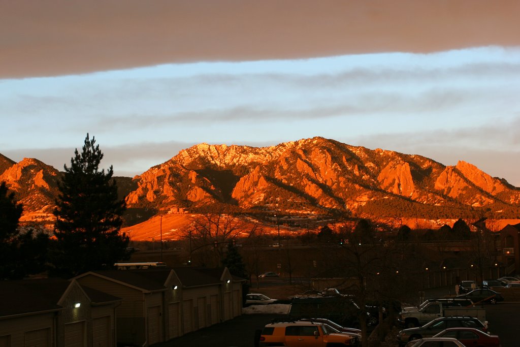 Sunrise in Boulder, Colorado, Аурора