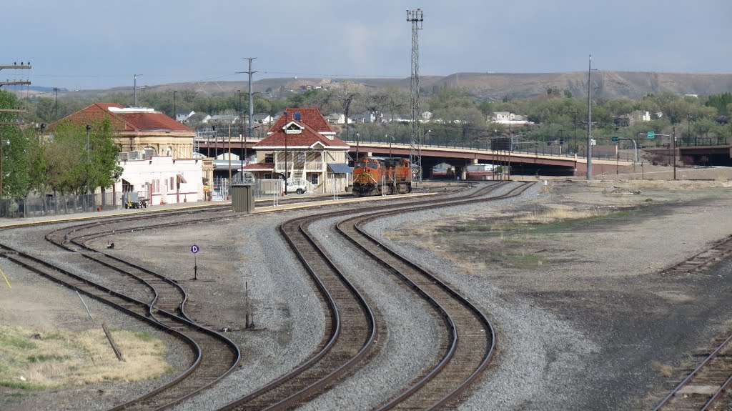 Grand Junction Depot & Railroad Yards from new Riverside Parkway footbridge, CO, Гранд-Джанкшин