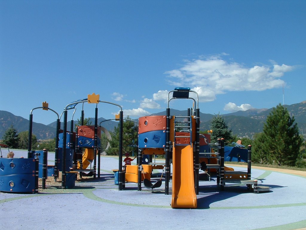 Playground at the America The Beautiful Park, Колорадо-Спрингс