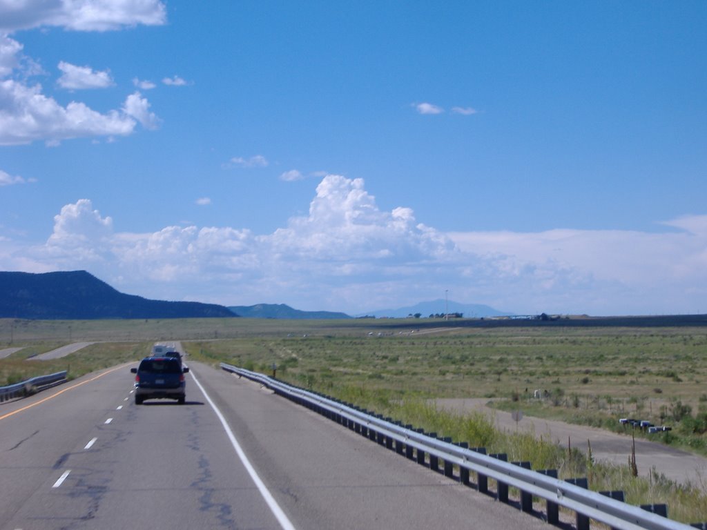 I-25 (northbound) in Colorado between exits 23 and 27, Лас-Анимас