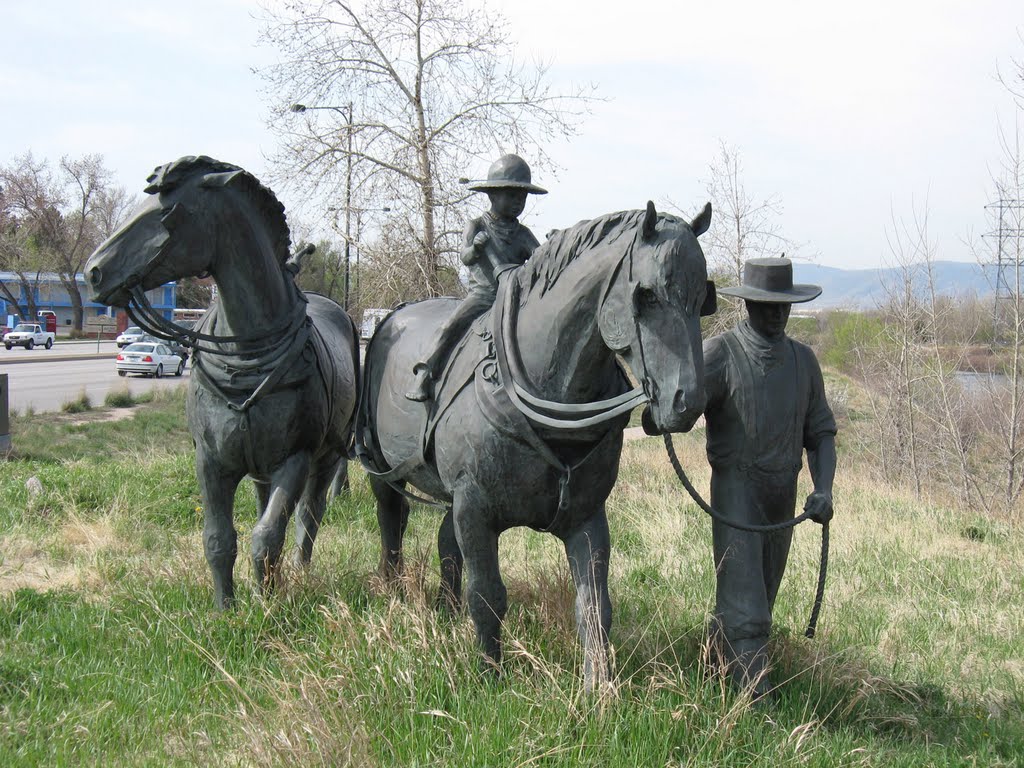 Statues along South Platte River, Литтлетон