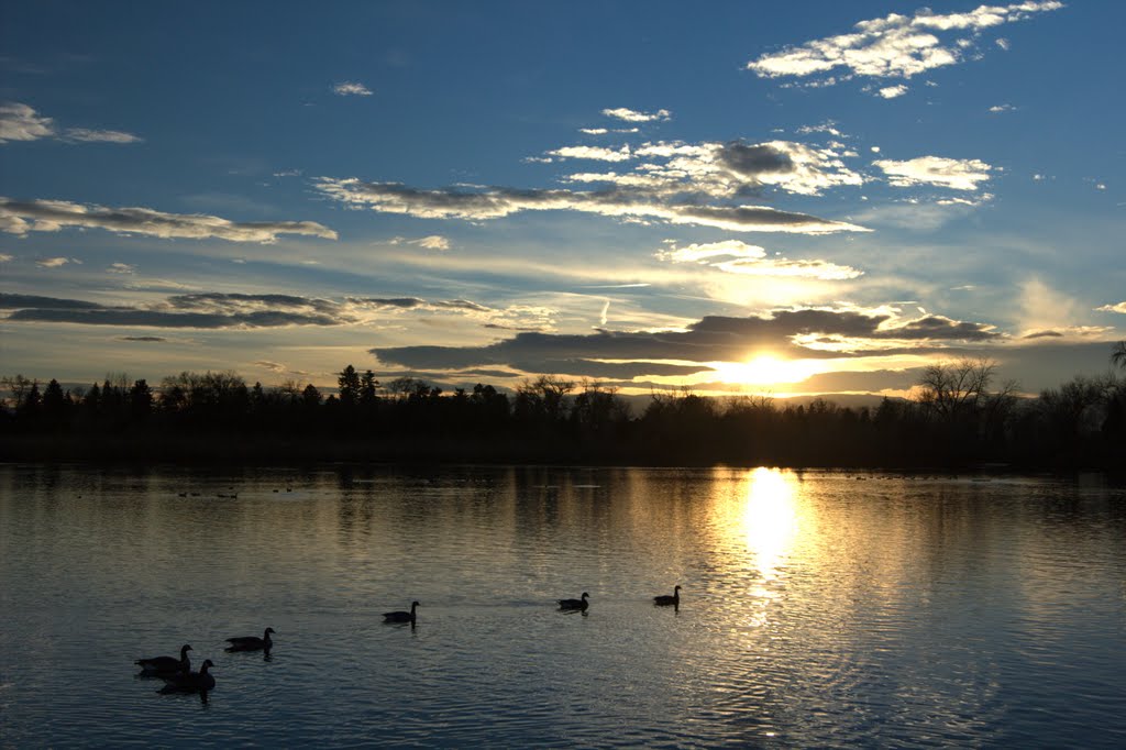 Winter sunset at Ketring Park, Литтлетон