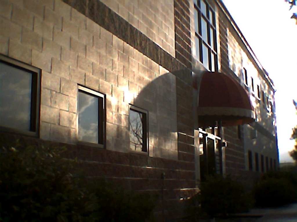 CSHP Offices West Fontaine Blvd., Секьюрити