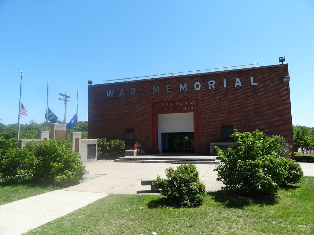 Danbury War Memorial, Данбури
