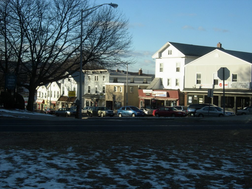 East Main Street, Мериден