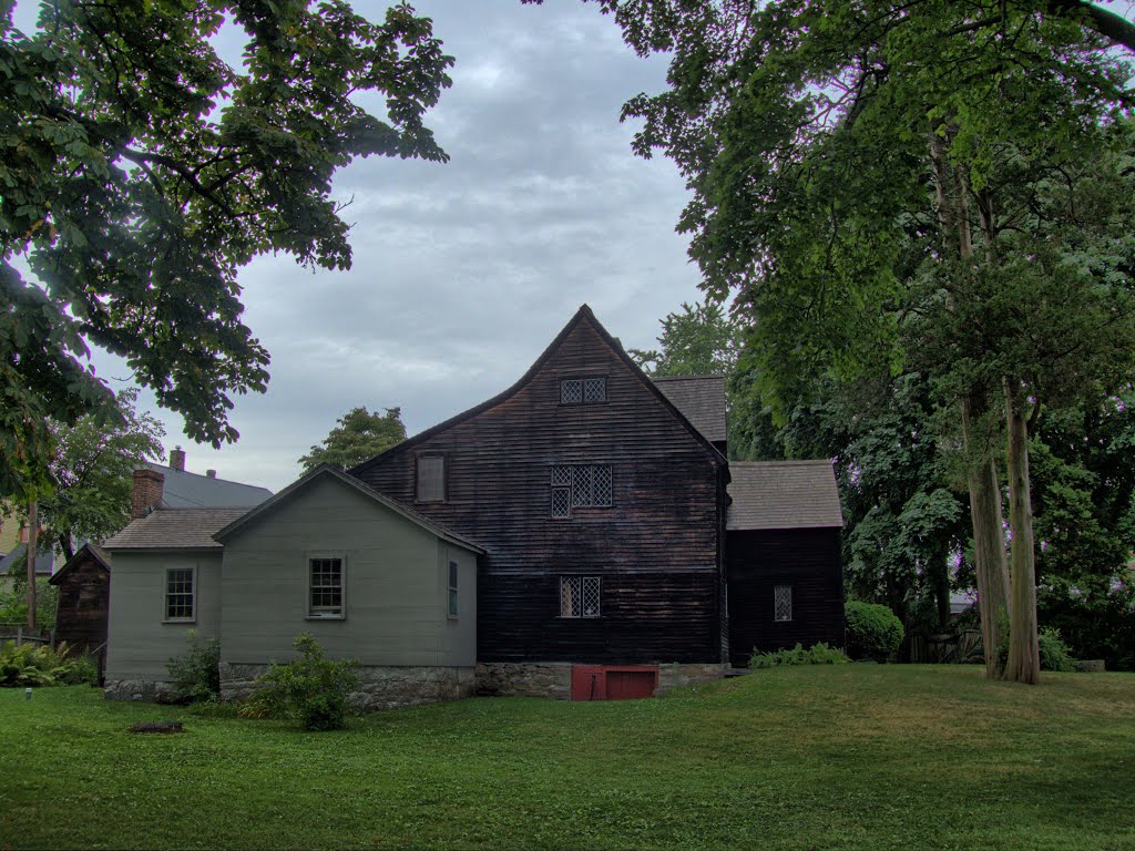 Hempstead Houses in New London, CT, Нью-Лондон