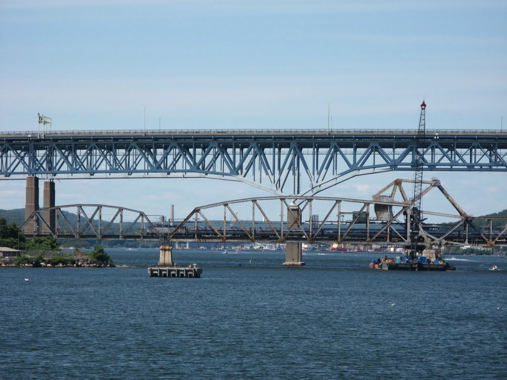 bridges of Thames River, New London/Groton, Connecticut, Нью-Лондон
