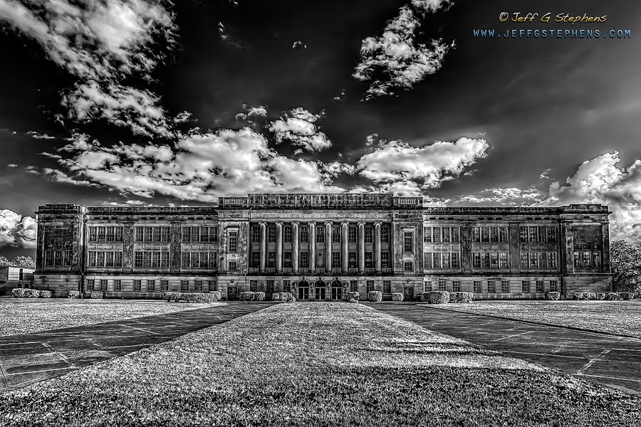 Bolton High School Infrared HDR Panorama, Александрия
