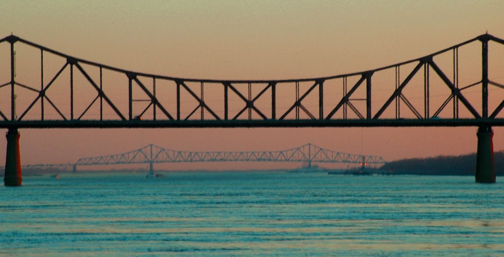 Mississippi River Bridges, Бейкер